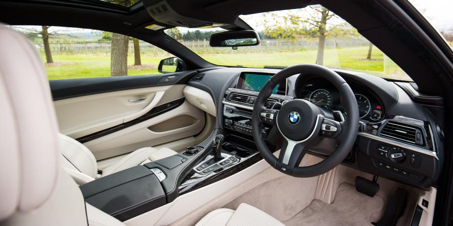 Интерьер BMW 650i Coupe M Sport 2016 года  (AU) (фото 4 из 7)